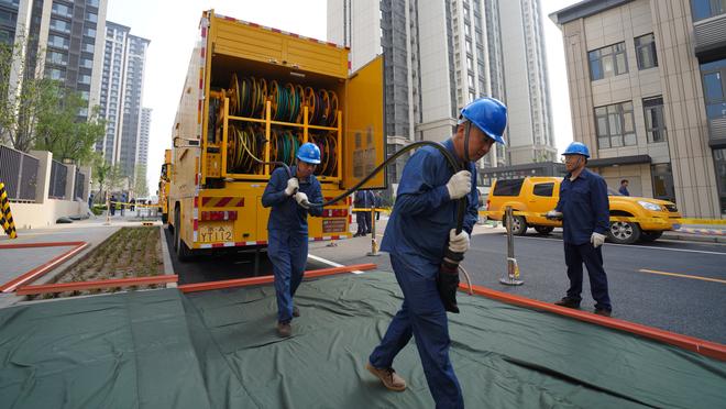 基德谈东契奇技犯：每个裁判都不一样 我们要做得更好